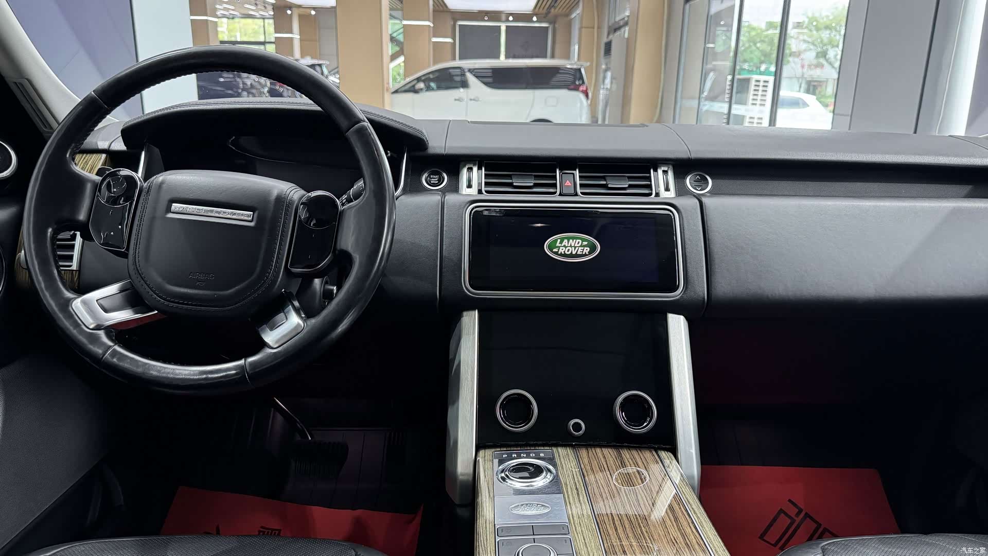 Land Rover Range Rover, 2019 16