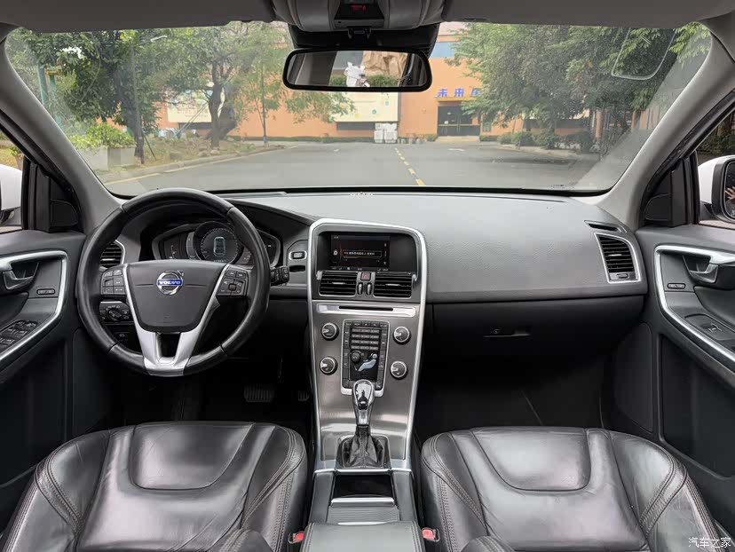 Volvo XC60, 2013 13