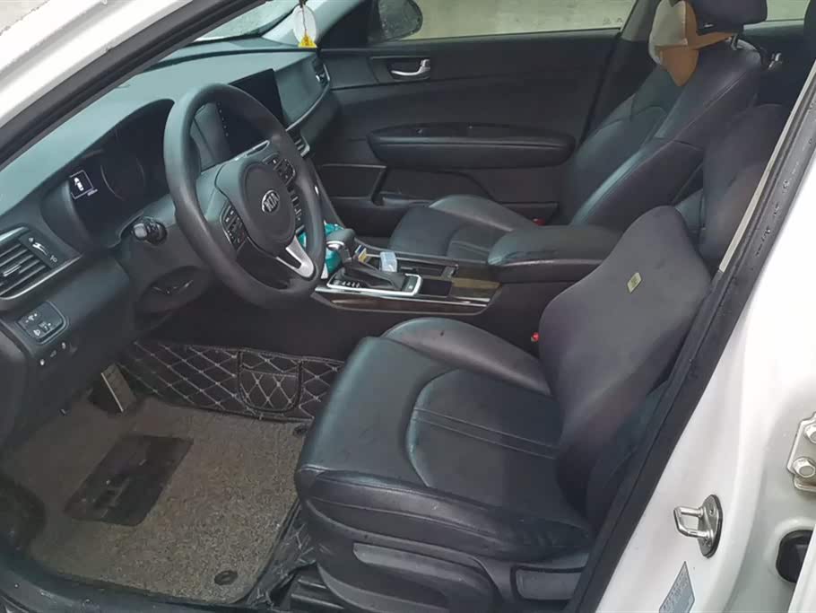 Kia K5 Kia K5