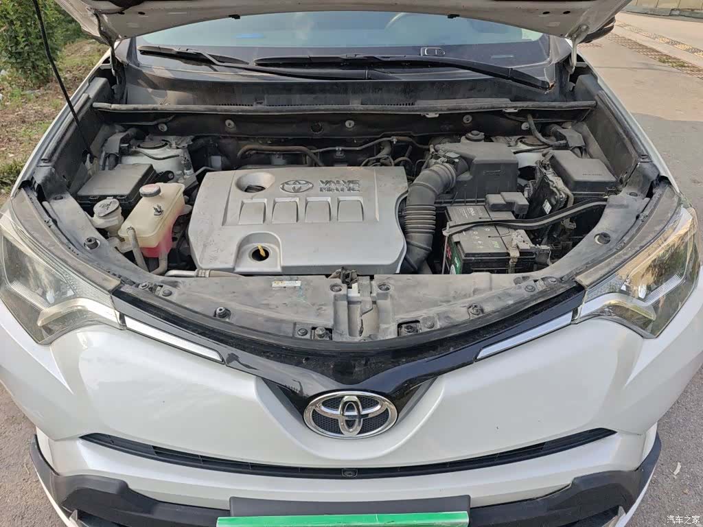 Toyota RAV4, 2017 11