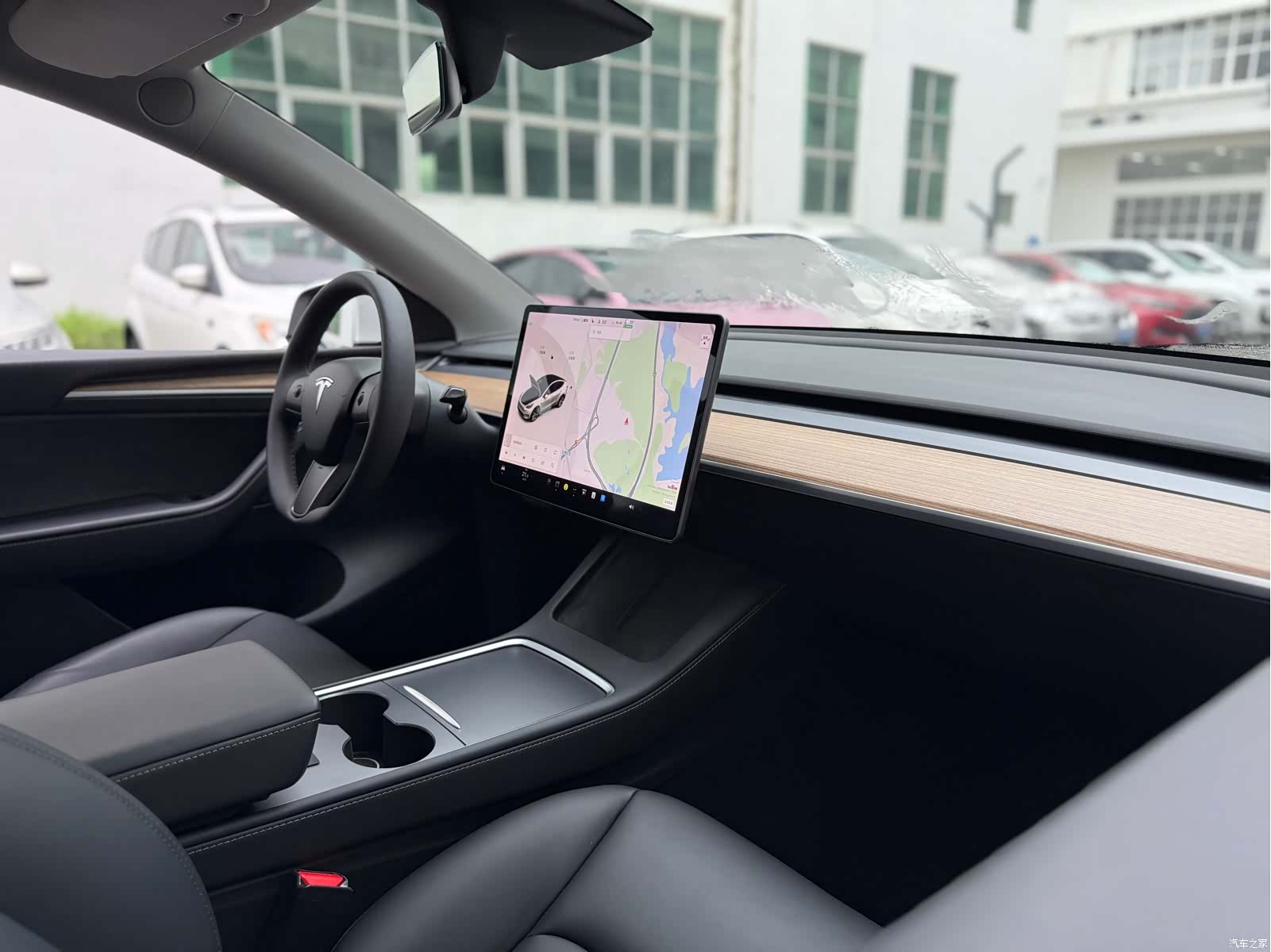 Tesla Model Y, 2021 17