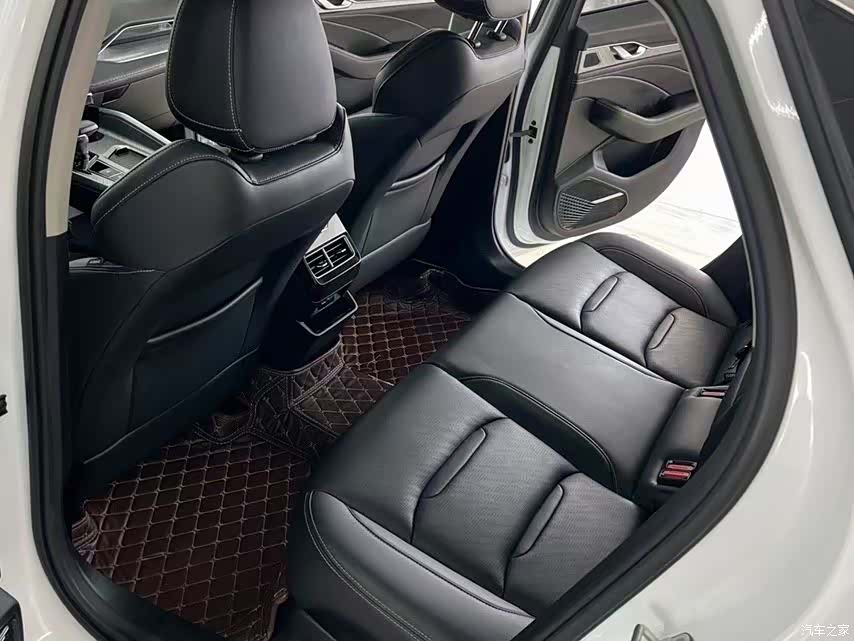 Geely Preface, 2021 7