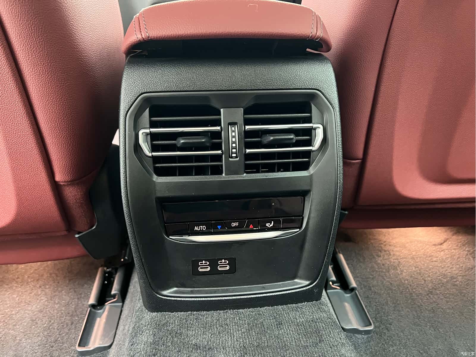 BMW i3, 2024 13