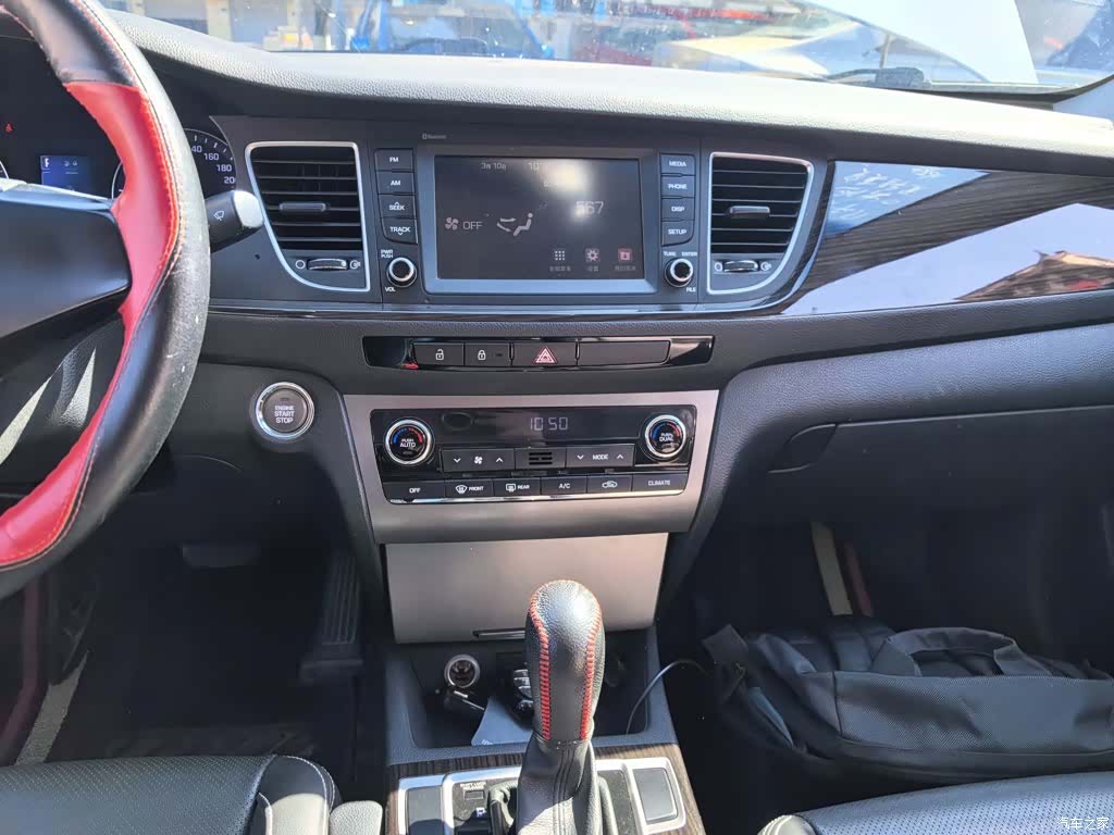Hyundai GLS, 2016 13