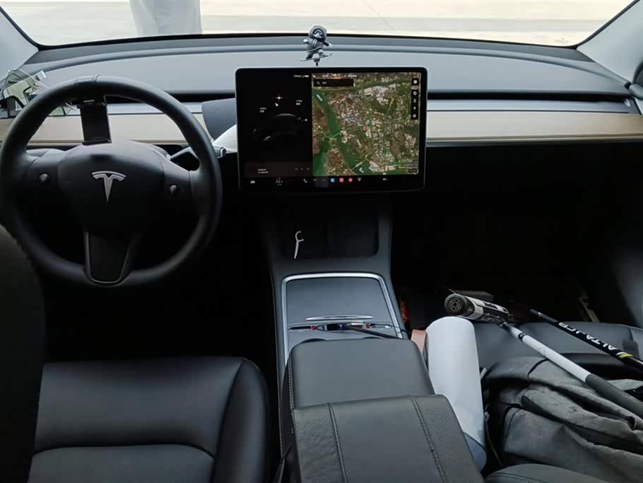 Tesla Model Y Tesla Model Y