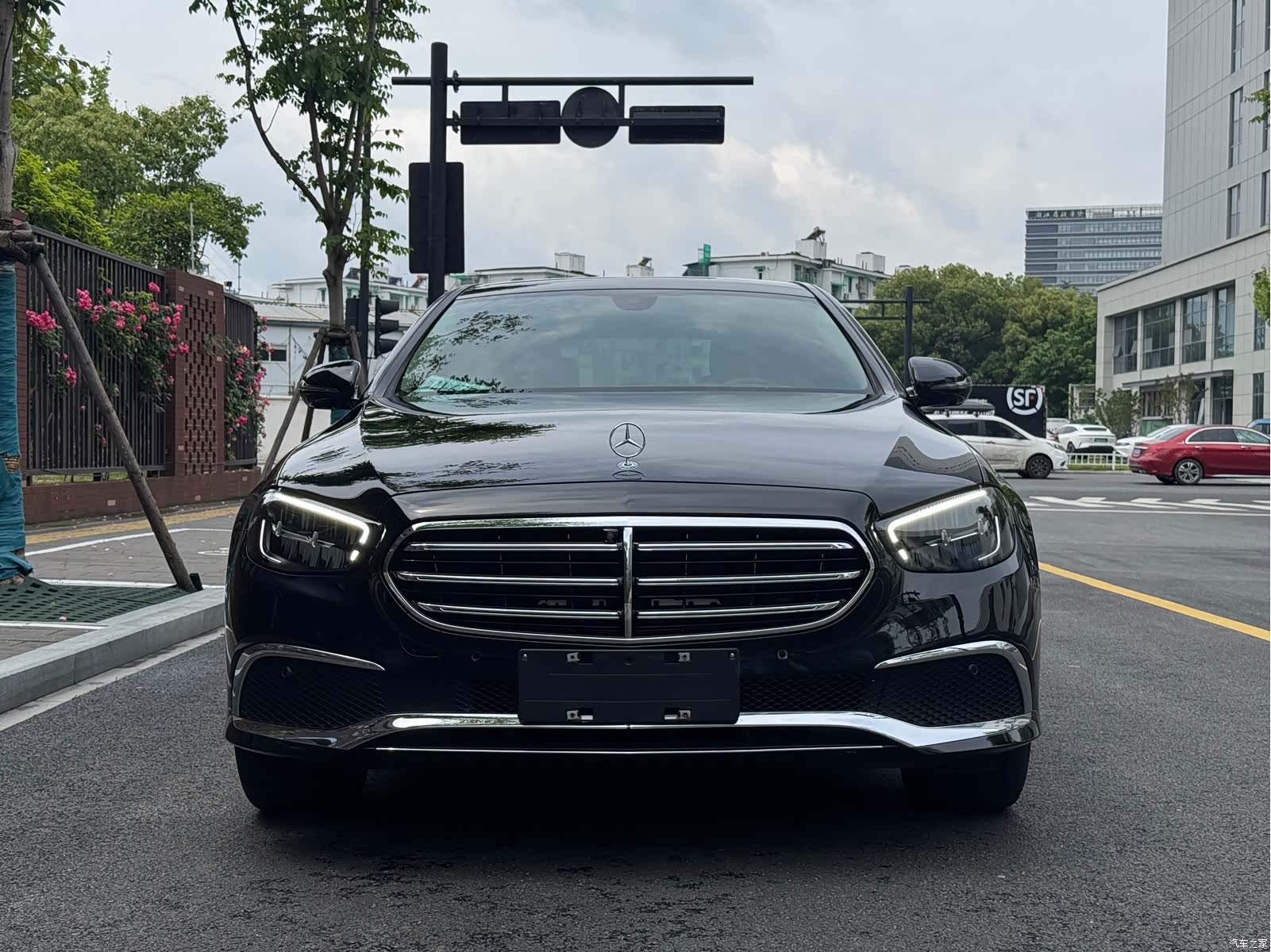 Mercedes-Benz E-Class, 2023 2