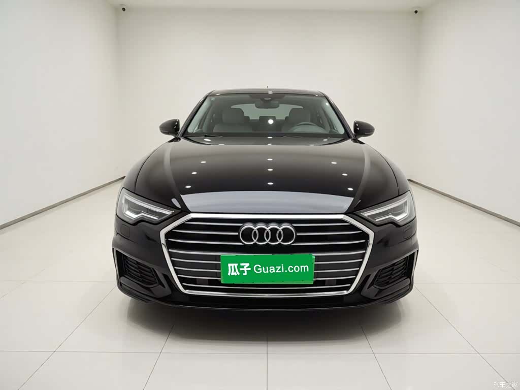Audi A6L, 2021 3