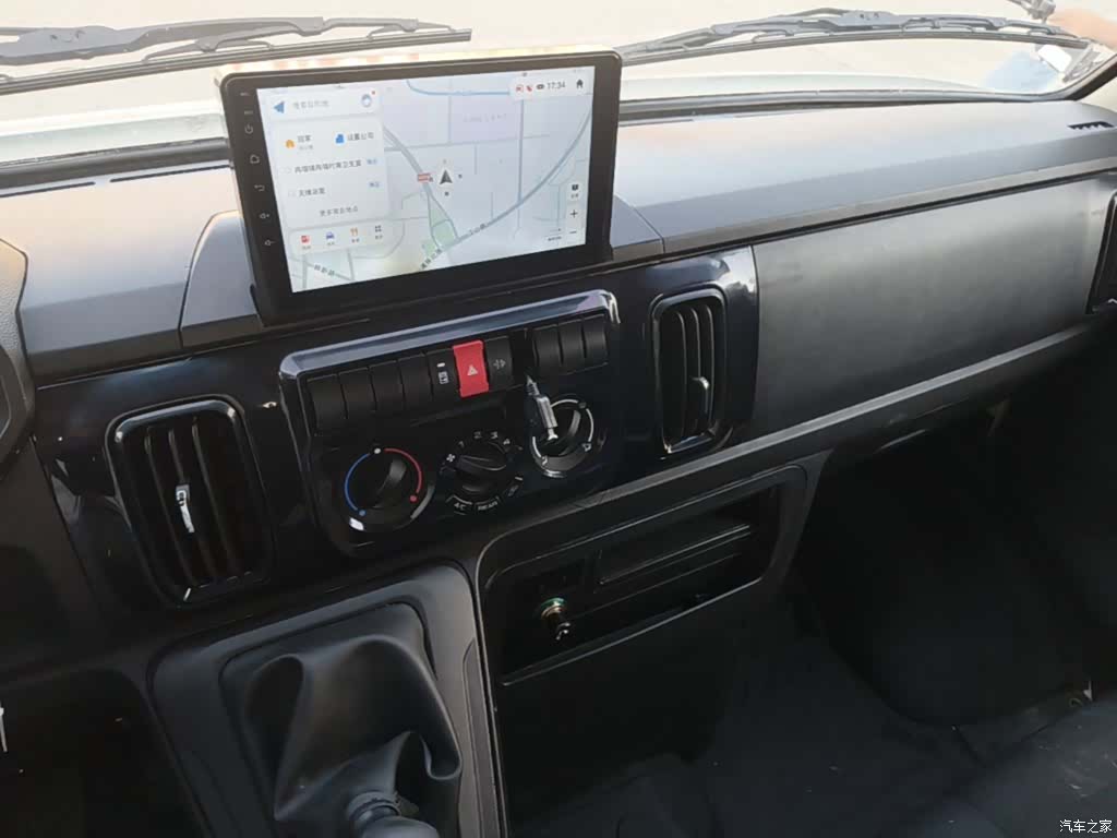 Iveco V40, 2024 6