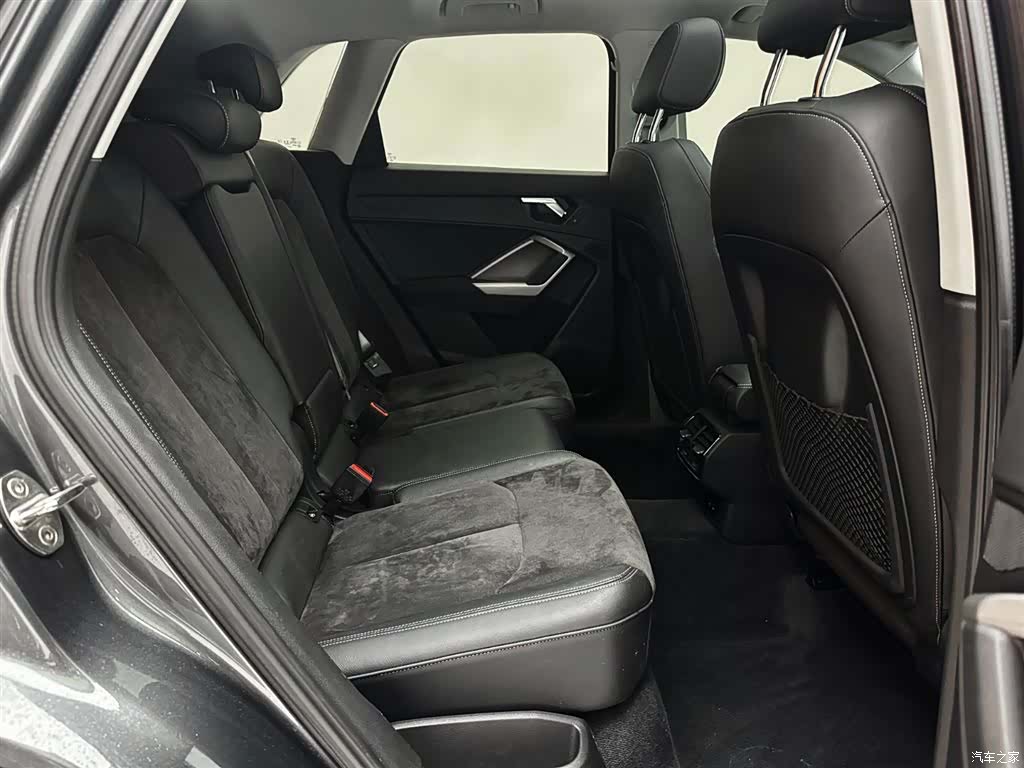 Audi Q3, 2022 23