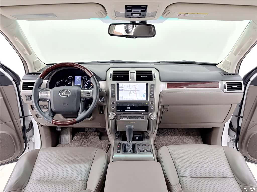 Lexus GX, 2012 11