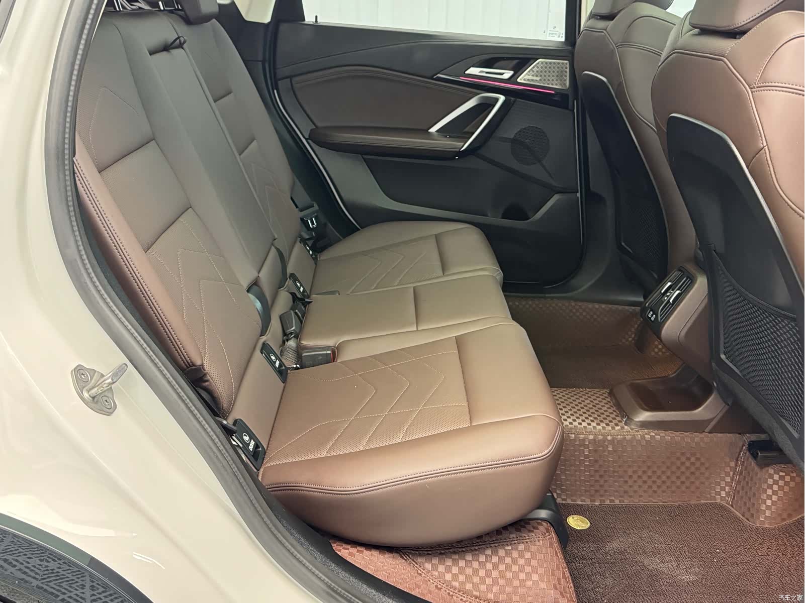 BMW X1, 2023 28