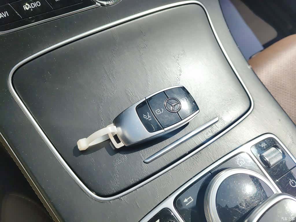 Mercedes-Benz E-Class, 2018 17