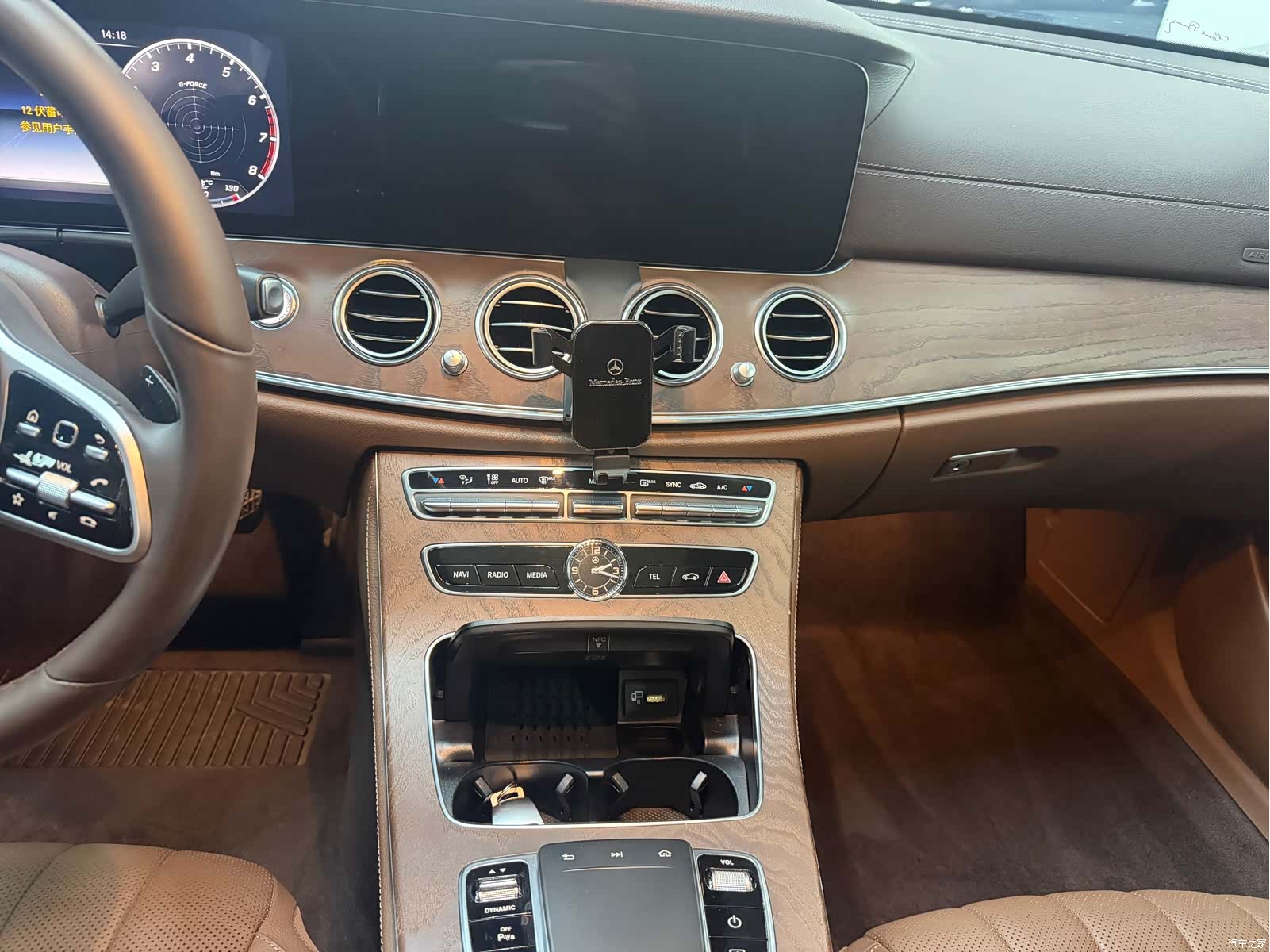 Mercedes-Benz E-Class, 2020 все фото