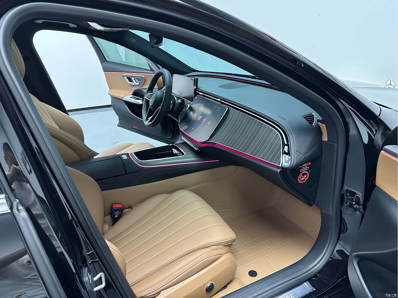 Mercedes-Benz E-Class, 2025 7