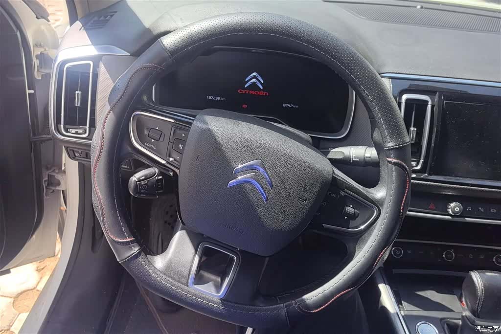 Citroen C6, 2016 15