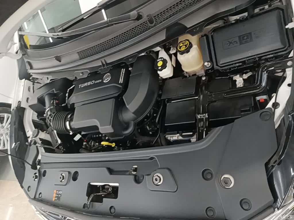 Buick GL8, 2022 20