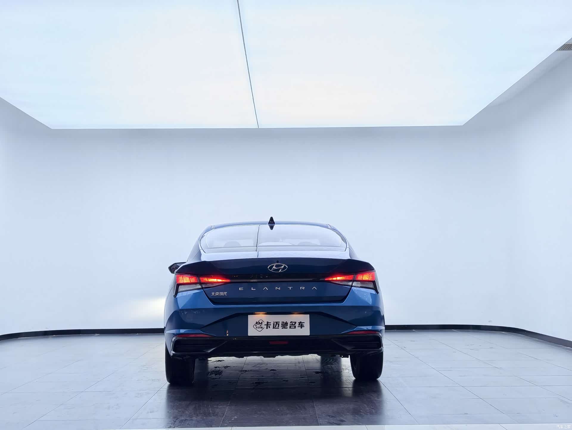 Hyundai Elantra, 2022 6