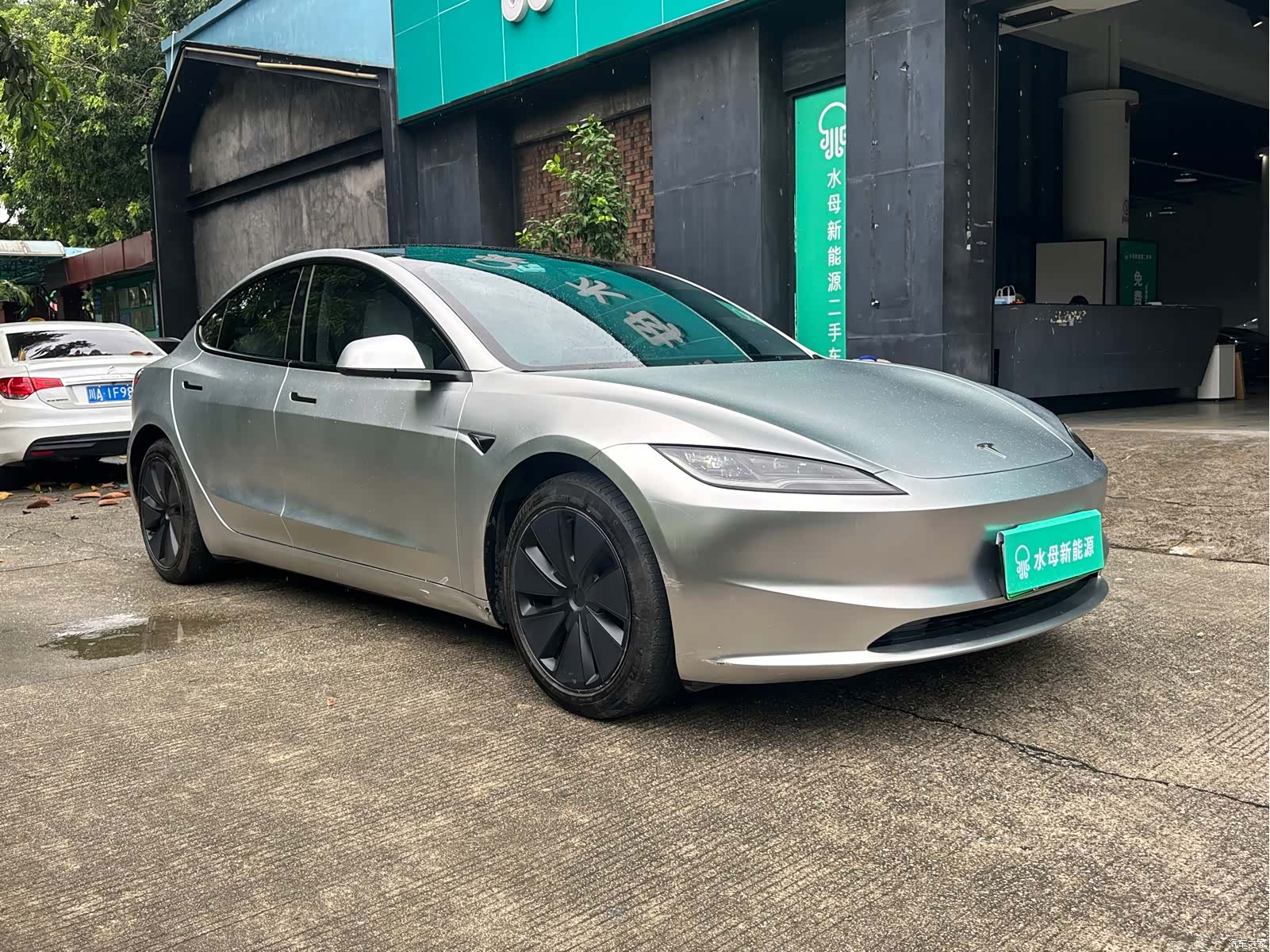 Tesla Model 3, 2024 3