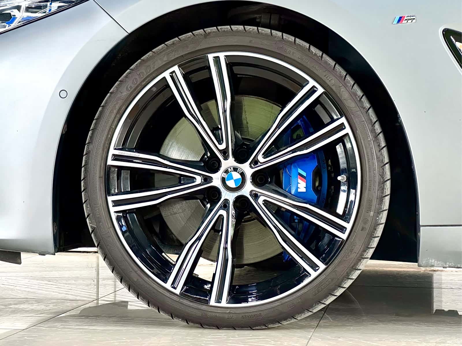 BMW 8 Series, 2023 6