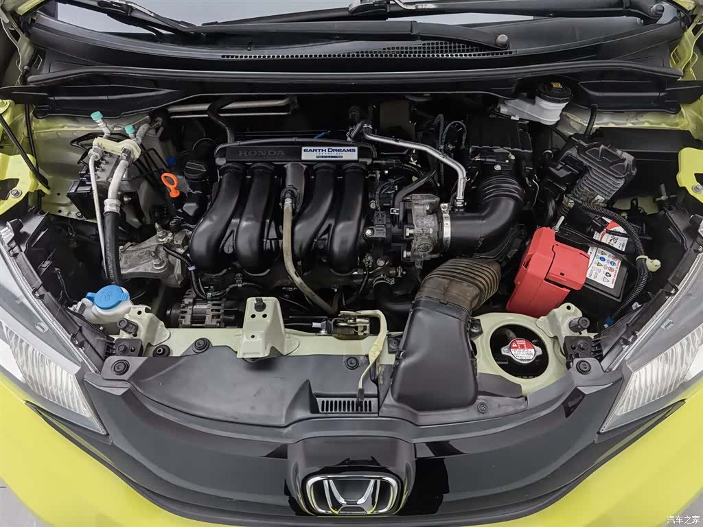 Honda Fit, 2014 6