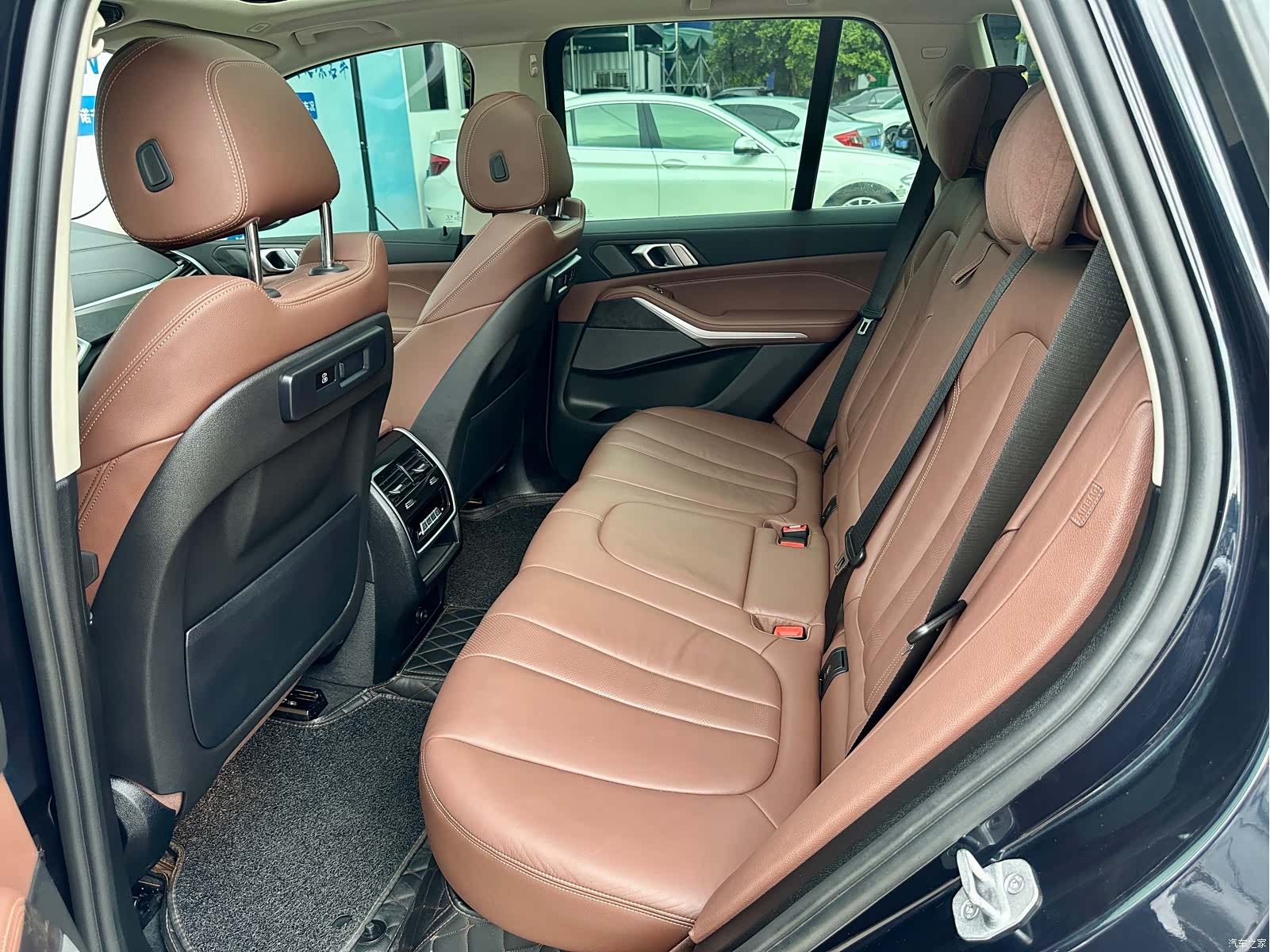 BMW X5, 2022 9