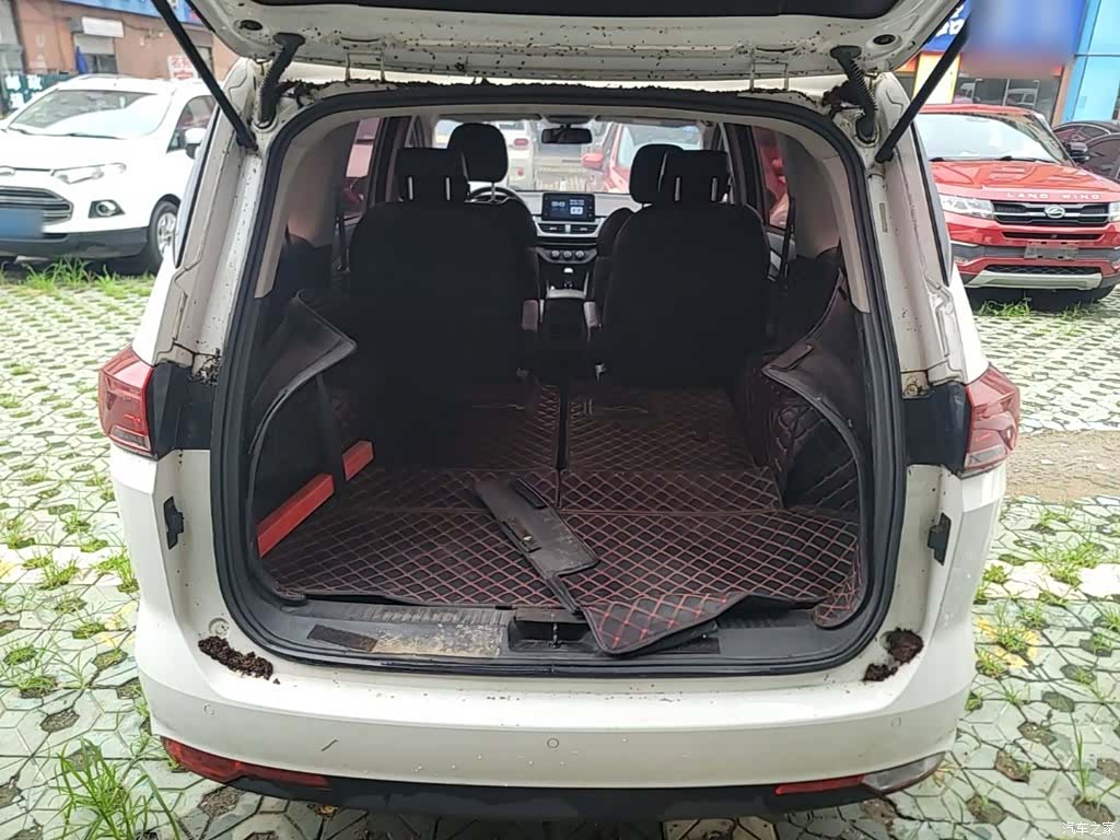 Wuling 360, 2019 19