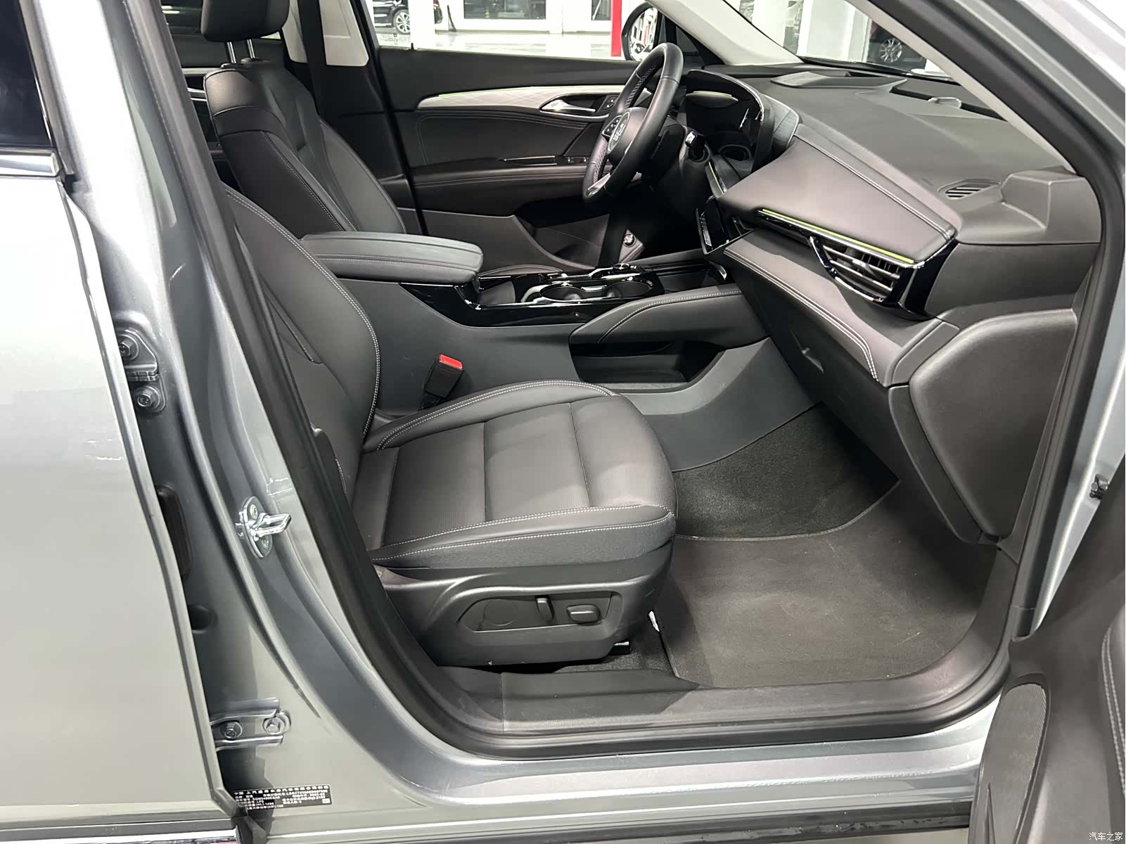 Buick Envision, 2025 все фото