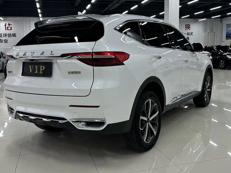 Haval F7
