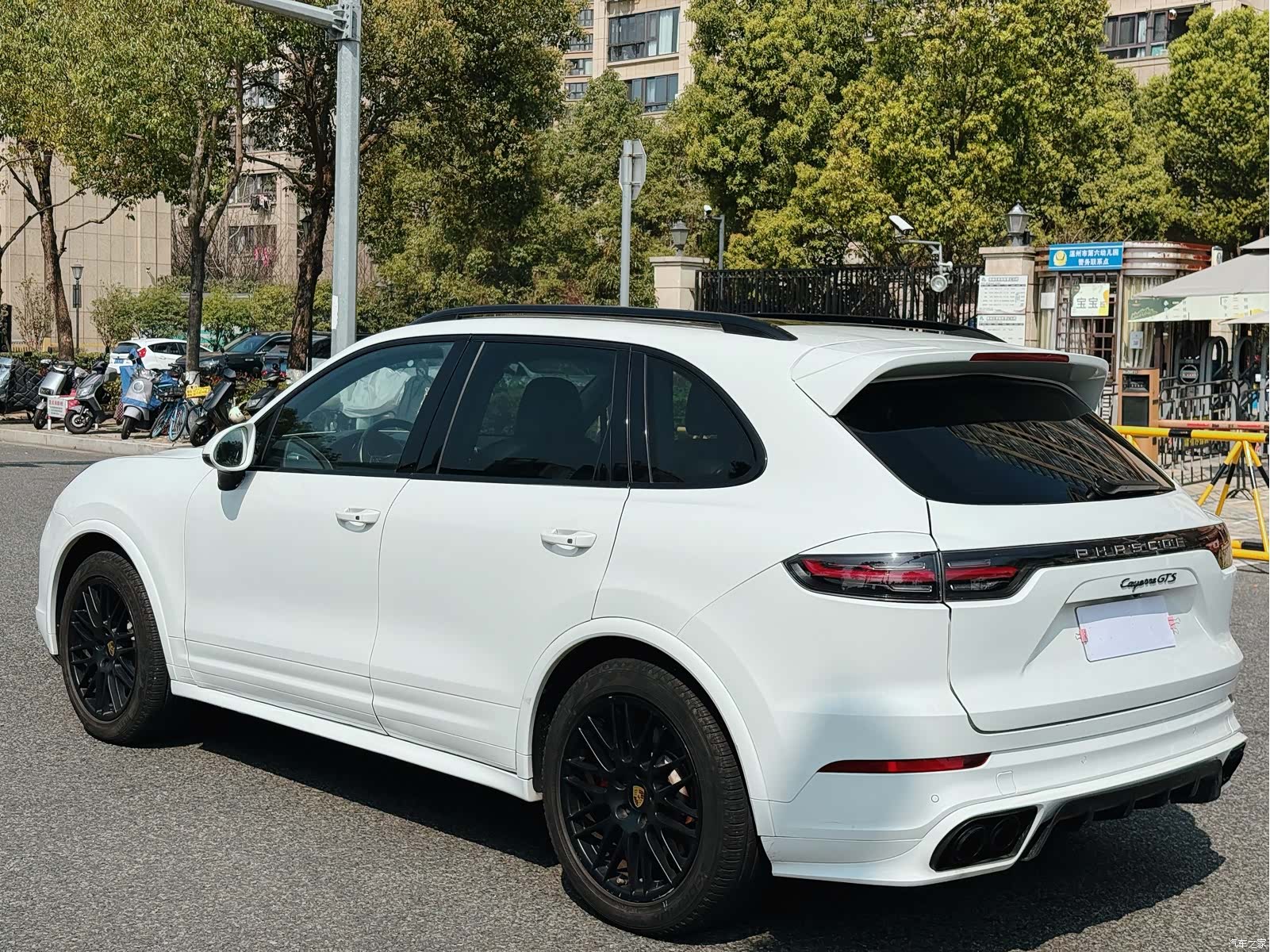 Porsche Cayenne, 2016 все фото