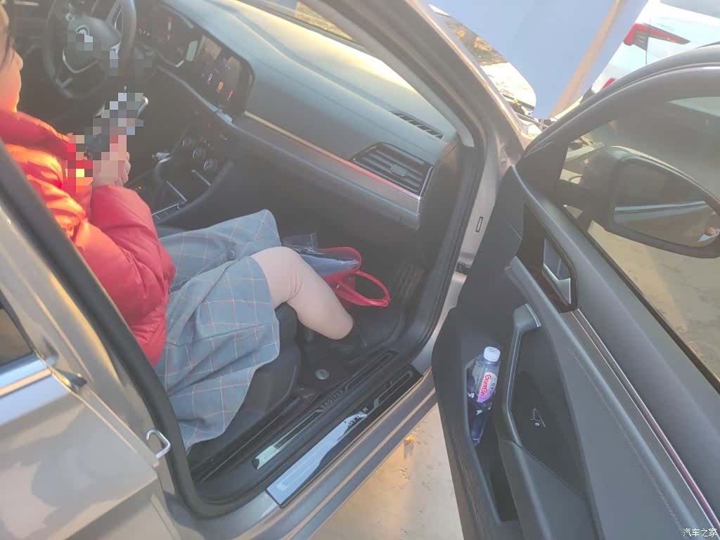 Volkswagen Sagitar, 2022 20
