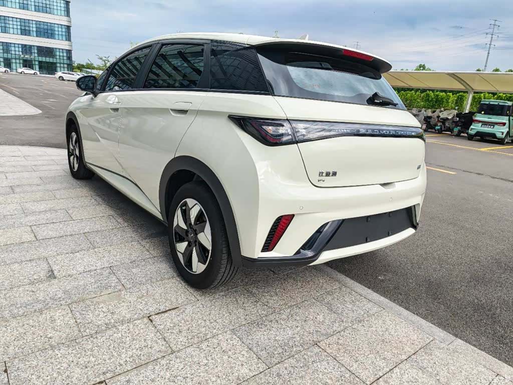 BYD Dolphin, 2025 10