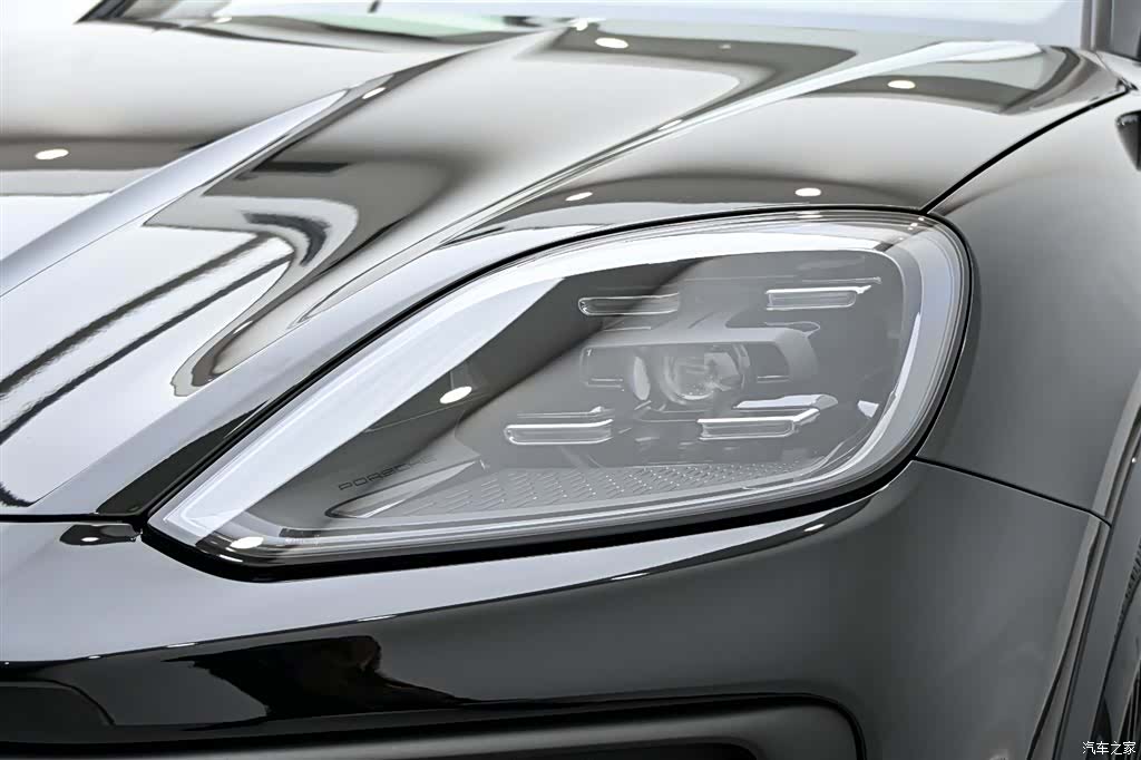 Porsche Cayenne, 2025 9