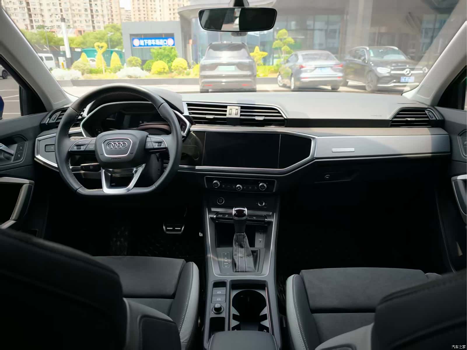 Audi Q3, 2022 7