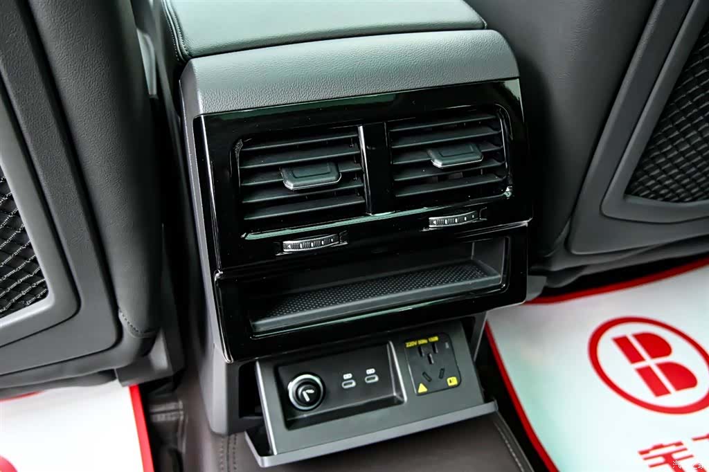 Volkswagen Touareg, 2025 36