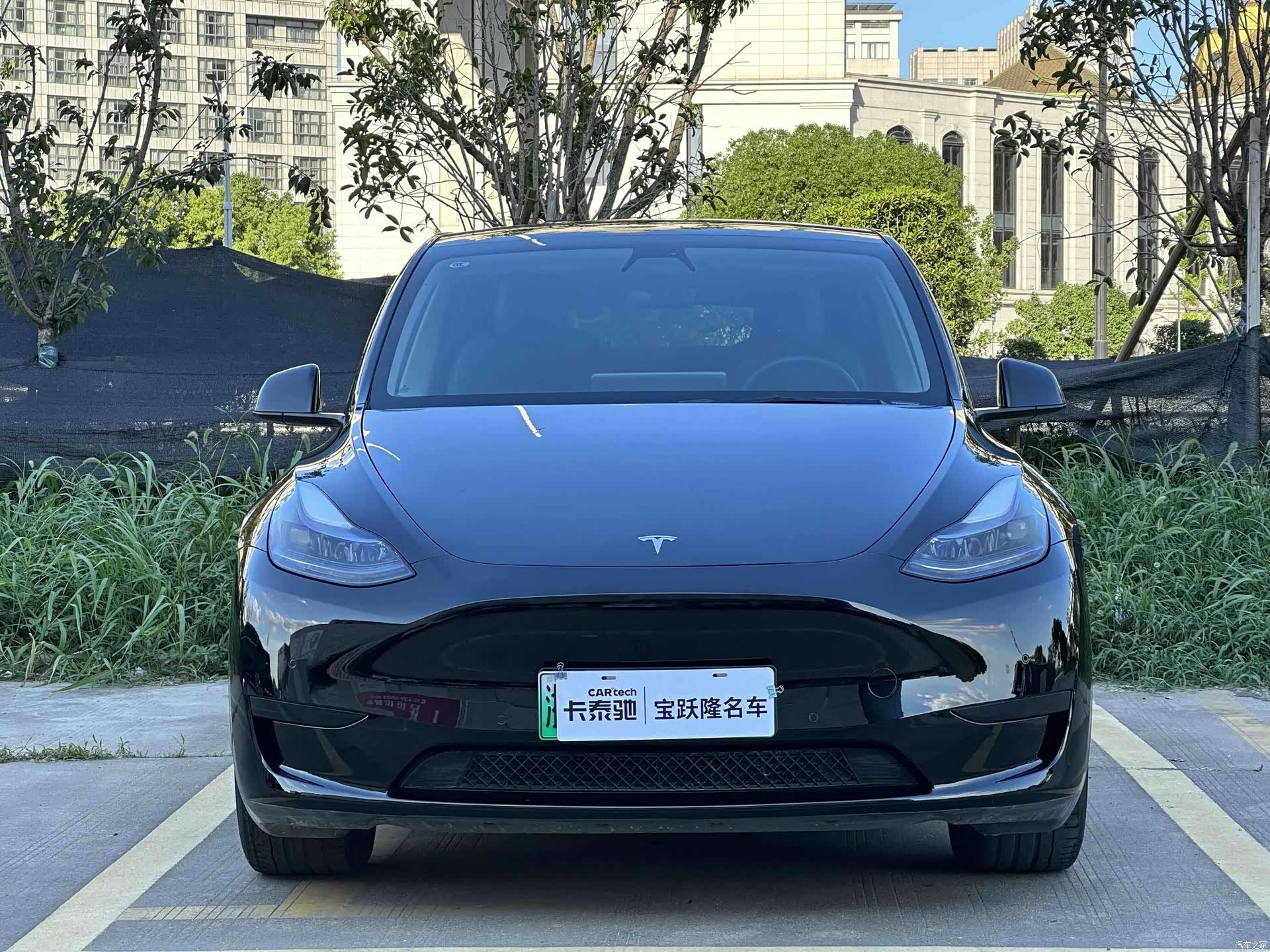 Tesla Model Y, 2022 2