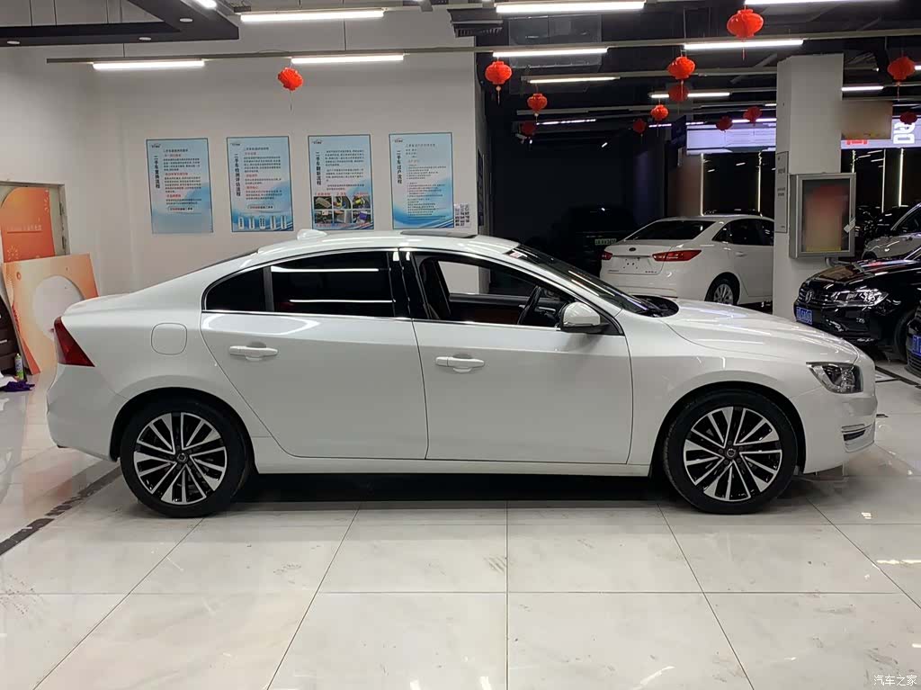 Volvo S60, 2018 12