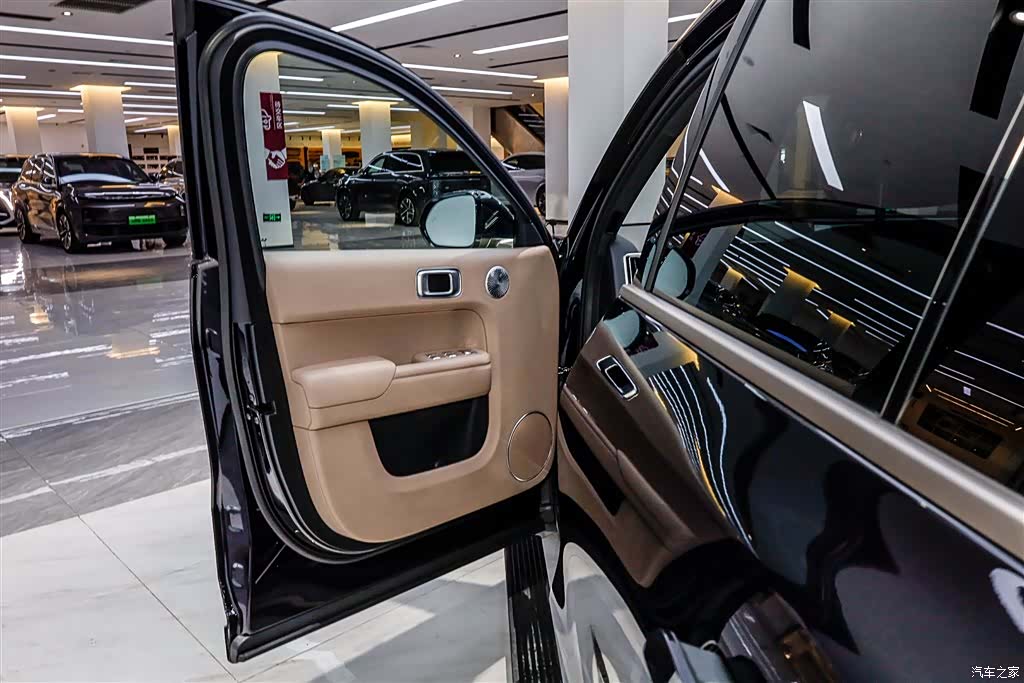 Li Auto L9, 2025 14