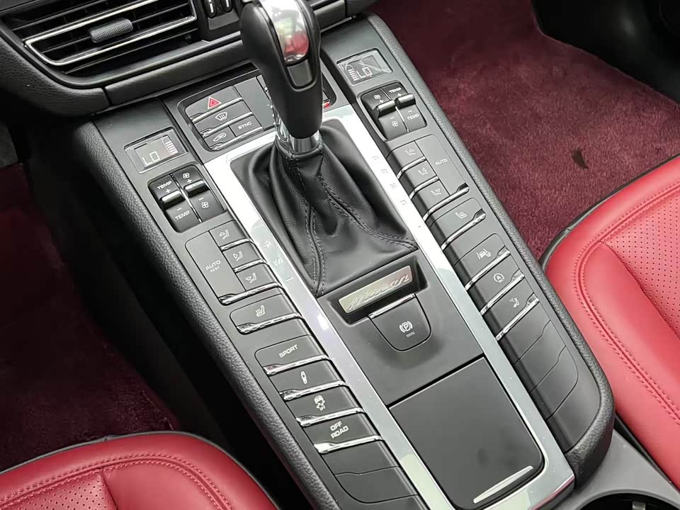 Porsche Macan Porsche Macan