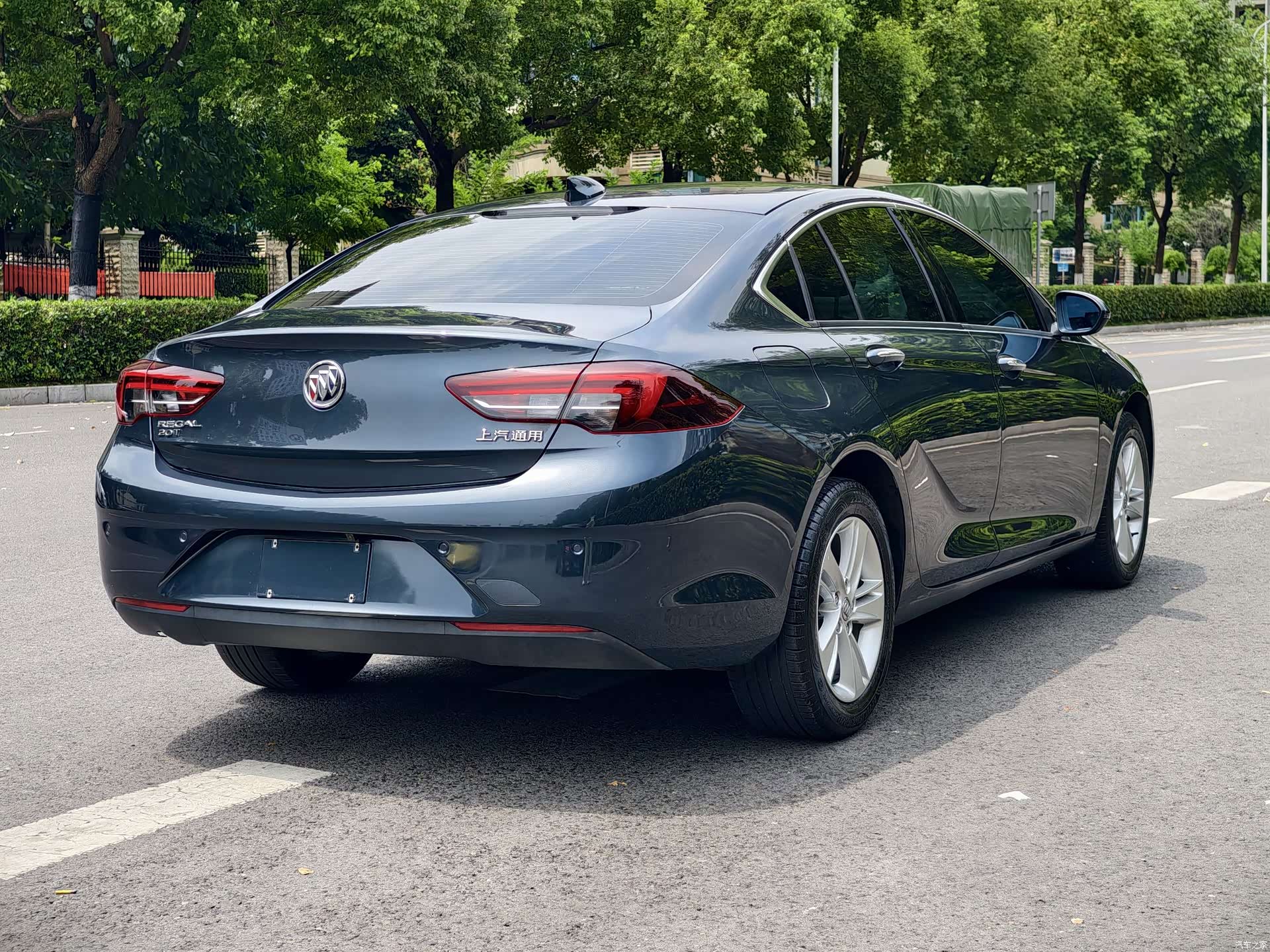 Buick Regal, 2020 4
