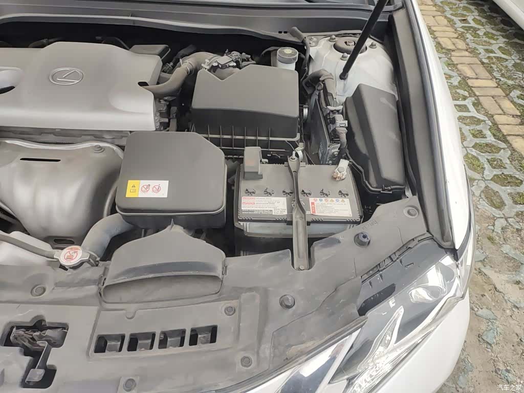Lexus ES, 2017 22