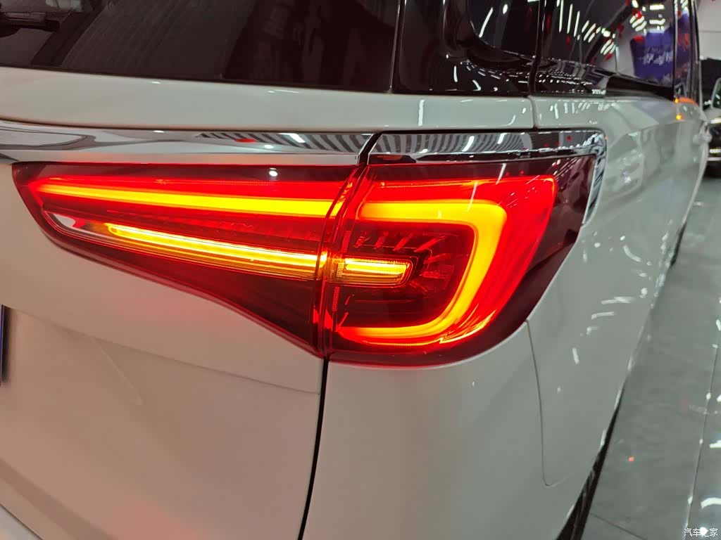 Buick GL8, 2021 24