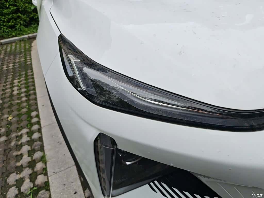 Geely Galaxy L7, 2023 7