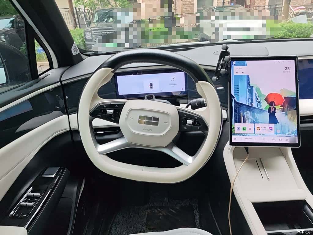 Geely Galaxy L7, 2023 11