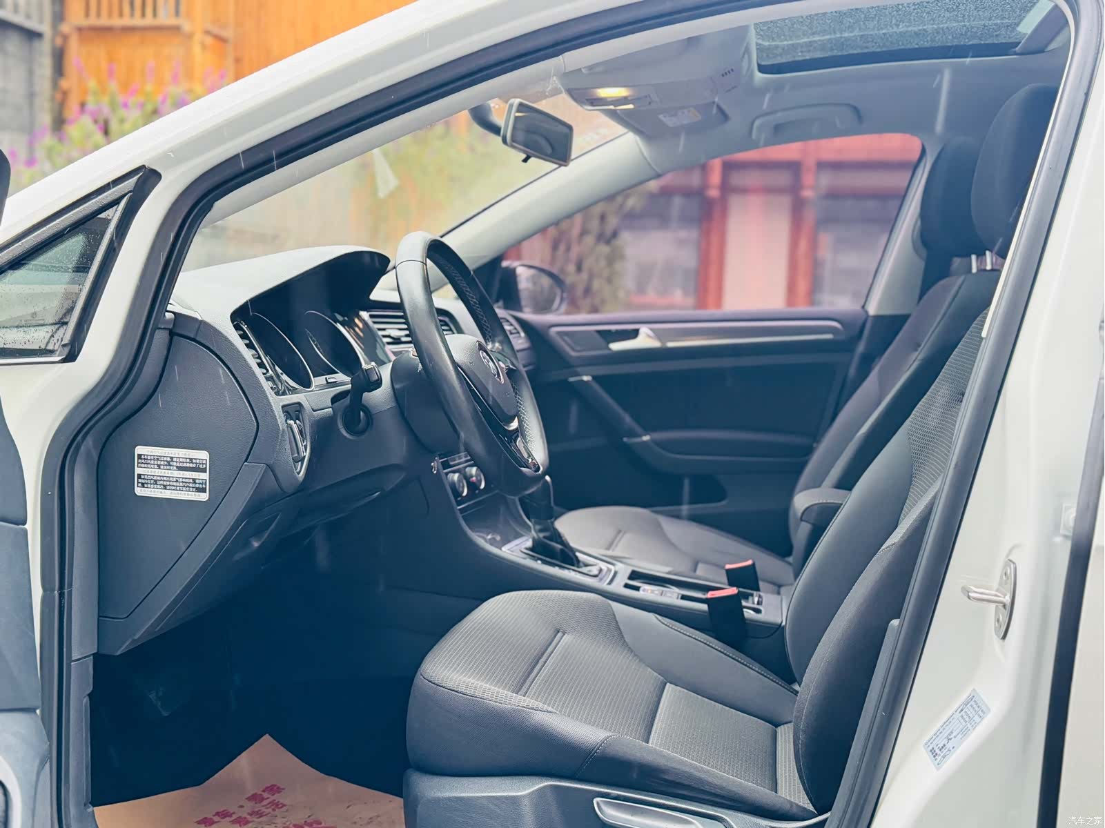 Volkswagen Golf, 2017 10