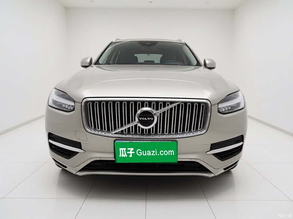 Volvo XC90, 2019 24