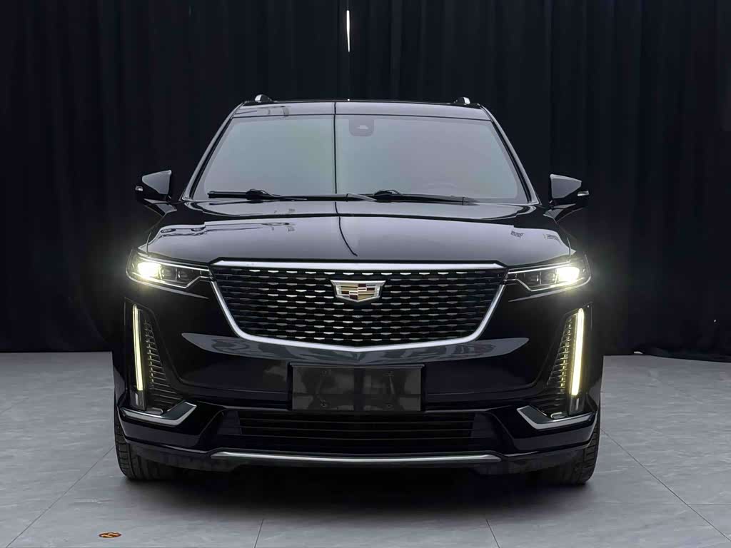 Cadillac XT6