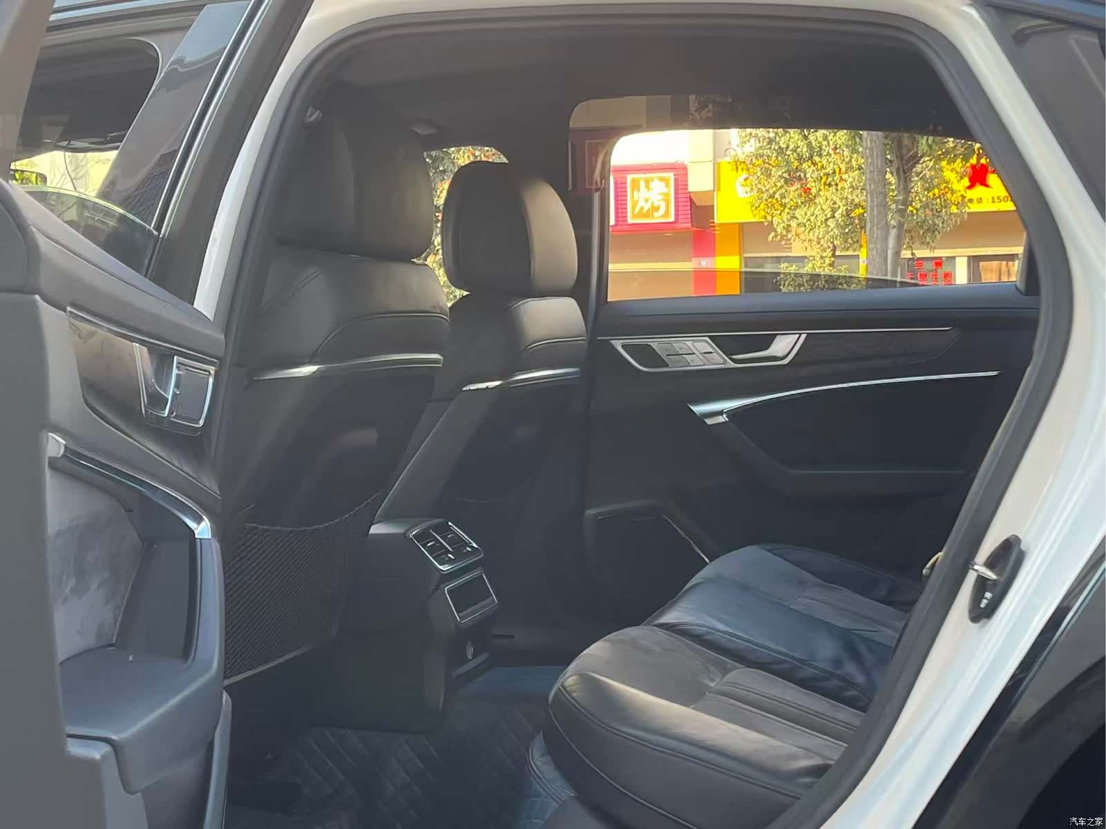 Audi A6L, 2019 все фото