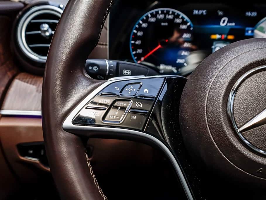 Mercedes-Benz E-class Mercedes-Benz E-class