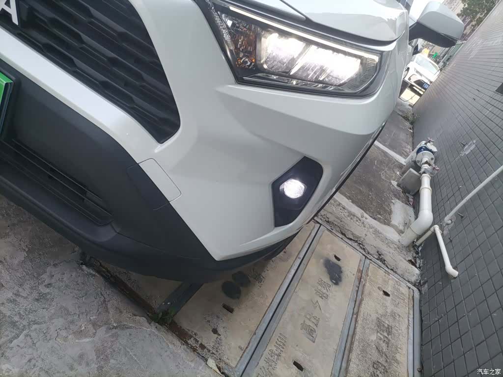 Toyota RAV4, 2024 18