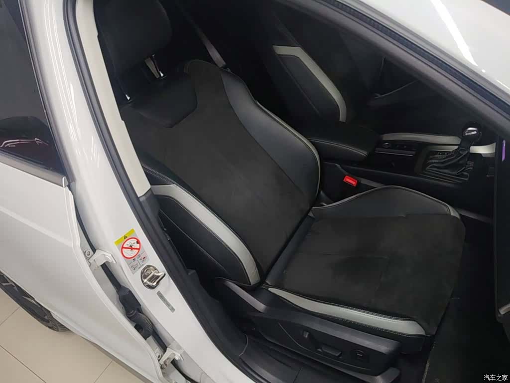 Audi Q3, 2021 25